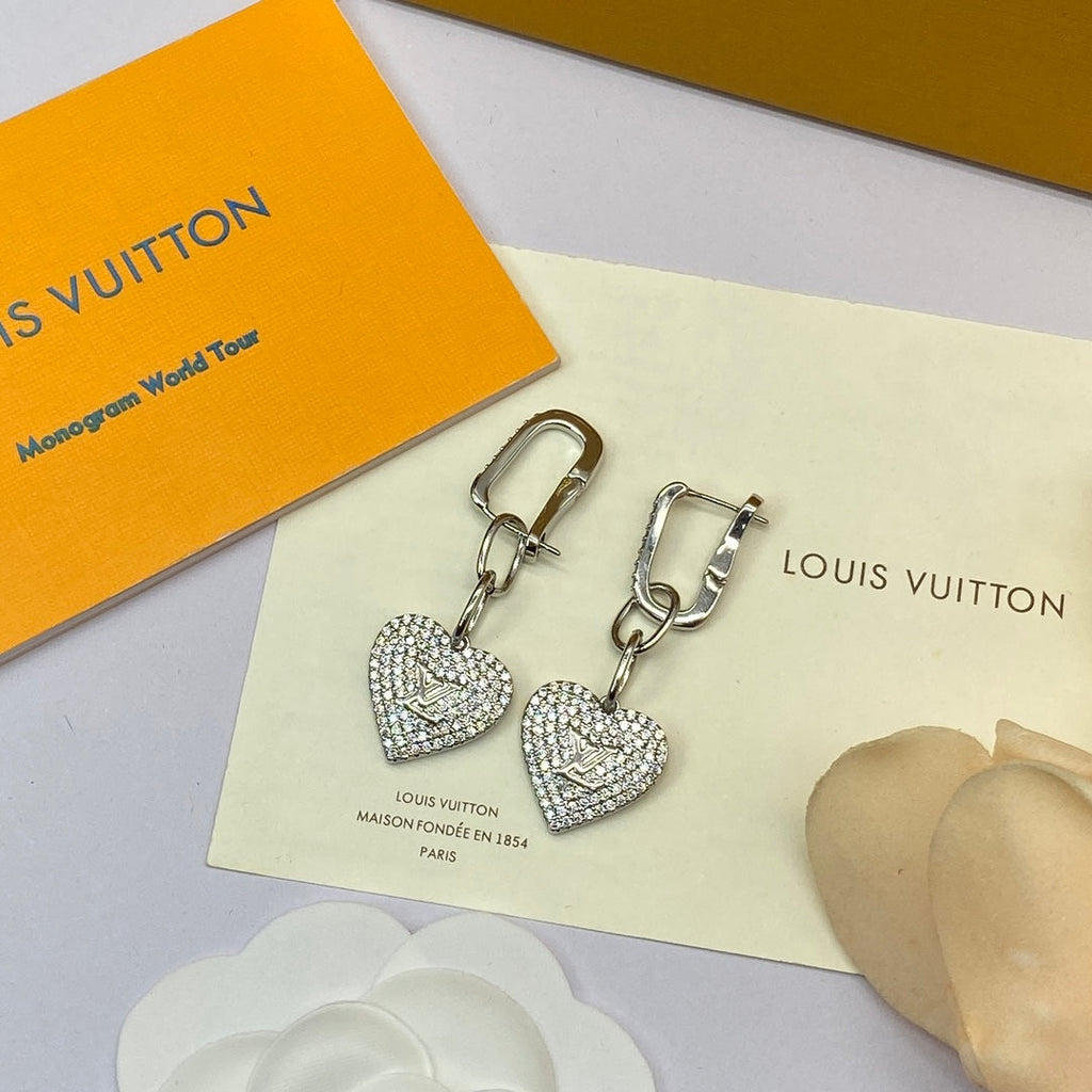Louis Vuitton Diamond Heart 18K Gold Earrings