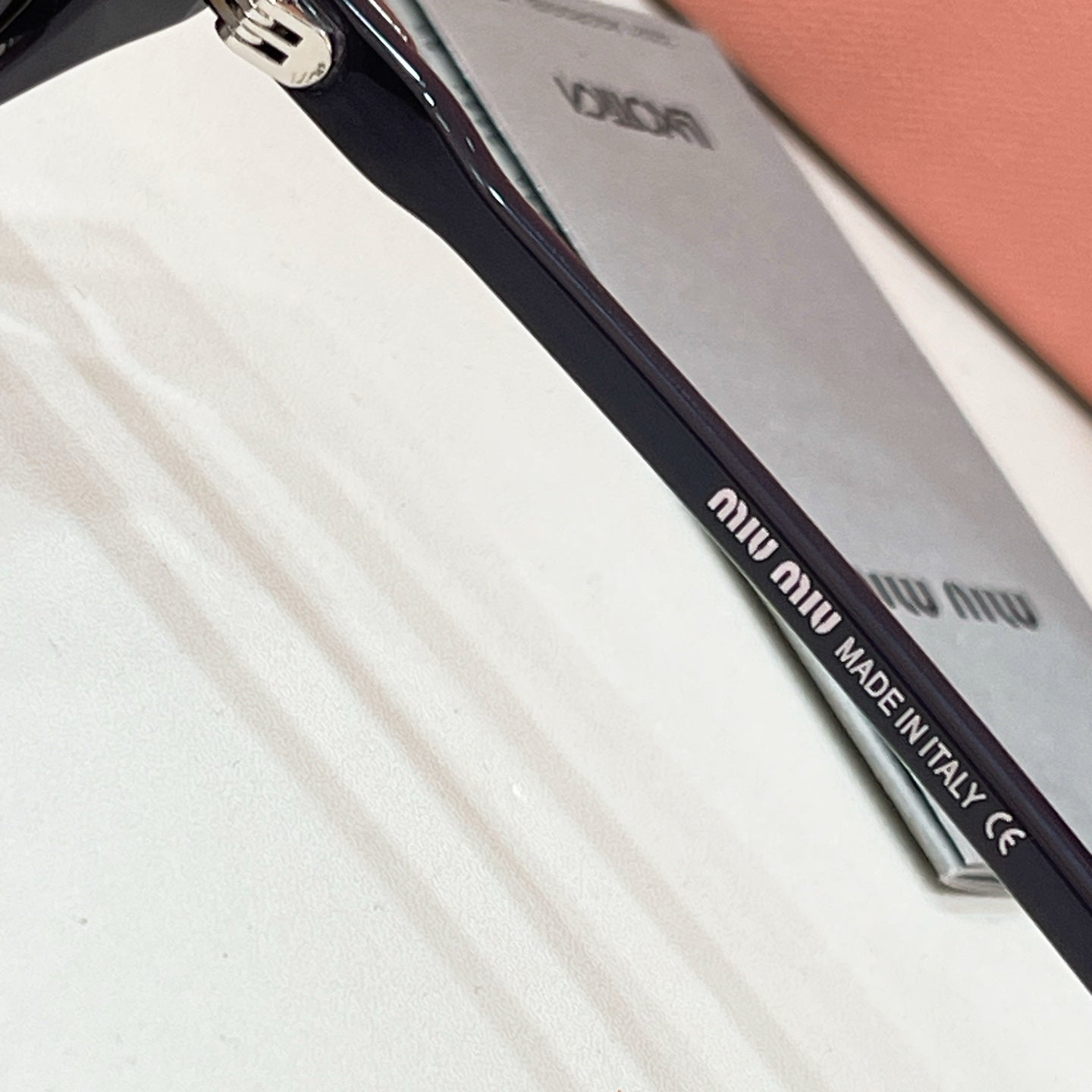 Miu Miu SMU 66WS Sunglasses